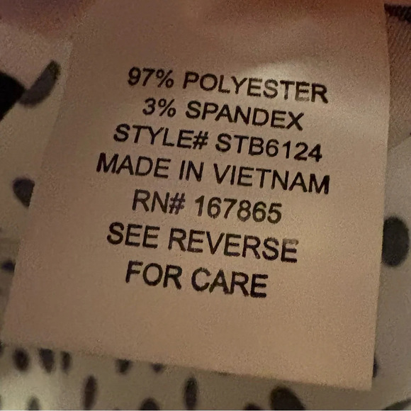 LADIES NOTATION WHITE AND BLACK POLKA DOT BUTTON UP BLOUSE SIZE LARGE - Picture 4 of 4